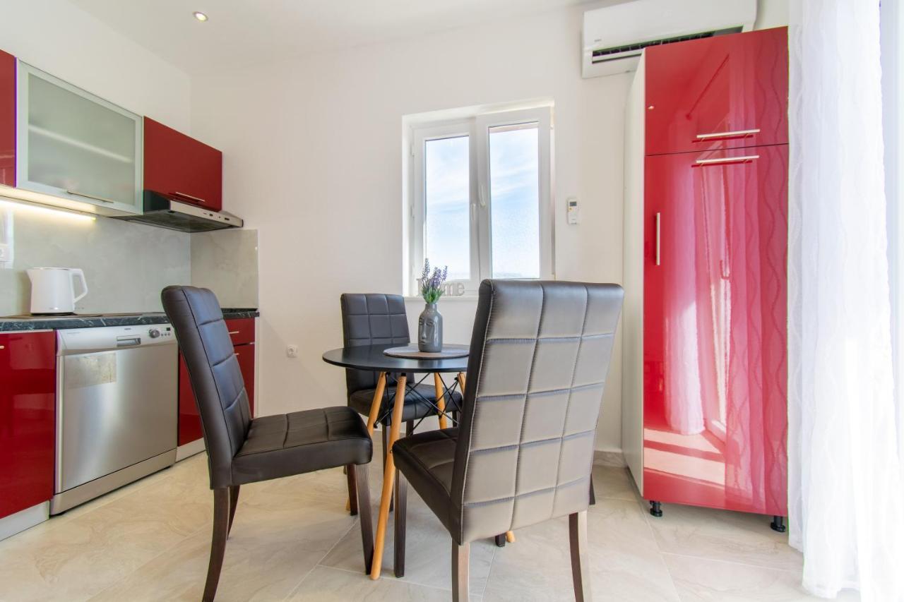 A2+2 - Lavanda Centar Makarska - Sea View Lägenhet Exteriör bild